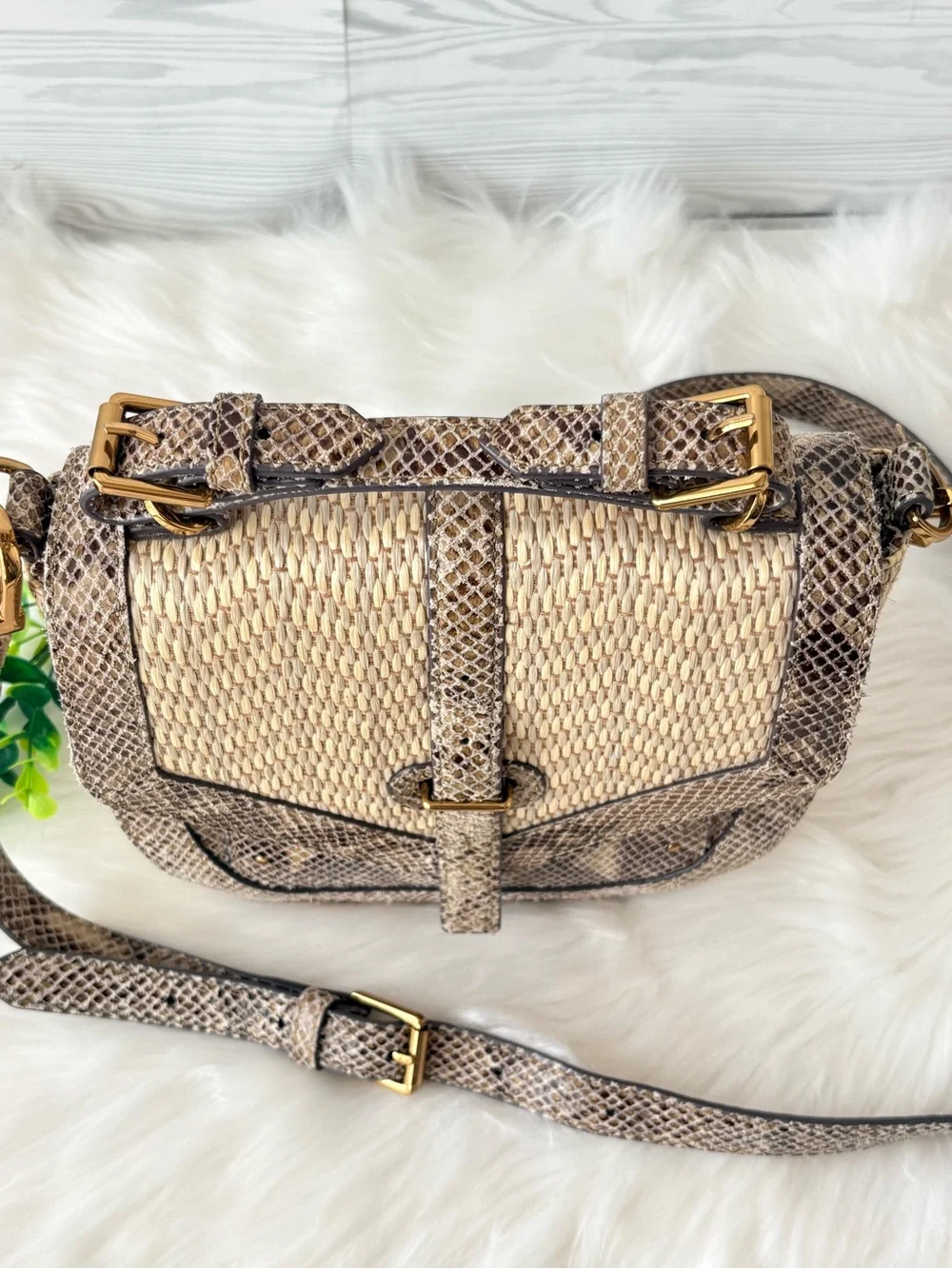 Tory Burch 797 Medium‎ Natural Raffia Snakeskin Print Flap Satchel Shoulder Bag.